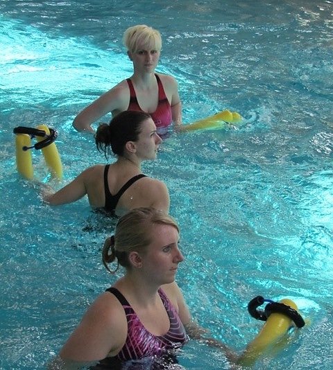 Gesunder Trend im Wasser - Aquafitness