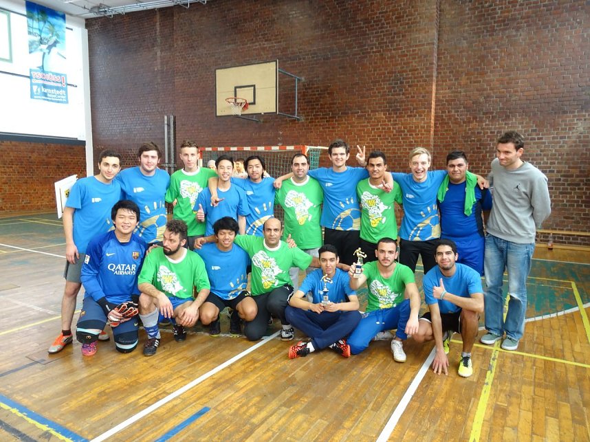 Internationales Turnier