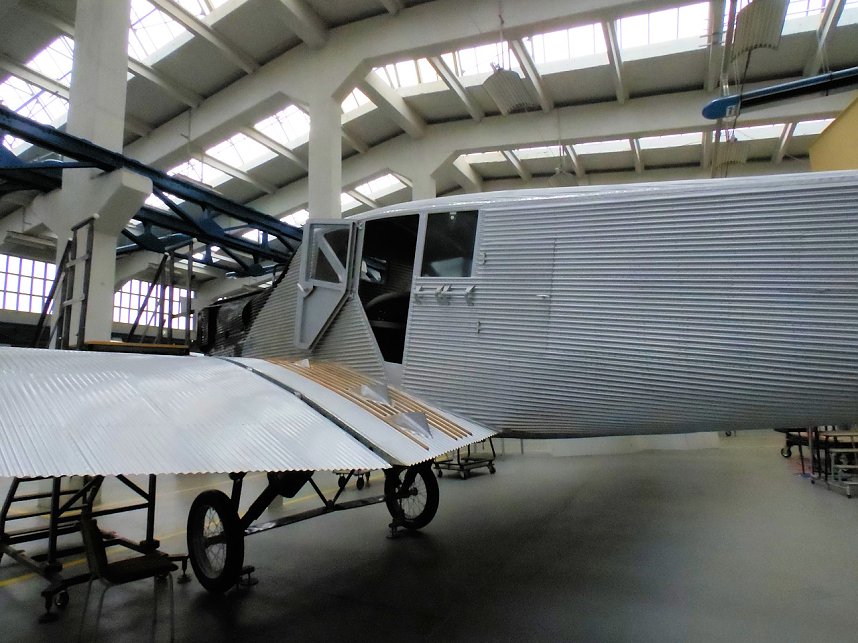 Besuch im Flugzeugmuseum Dessau