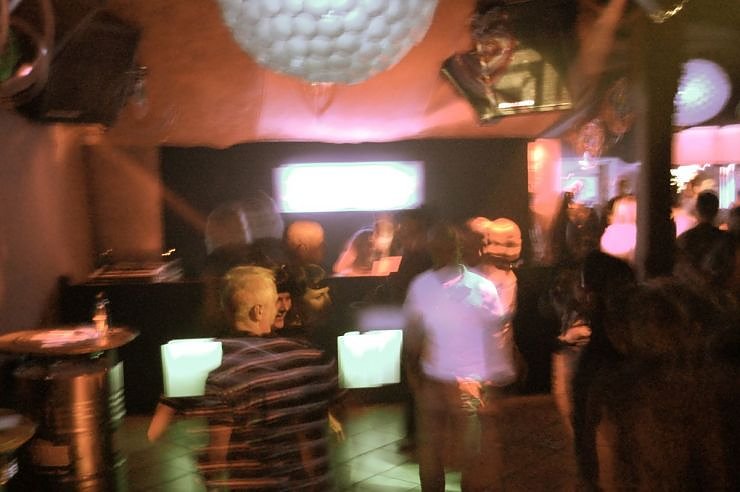 Minimal Beats im Safari Club