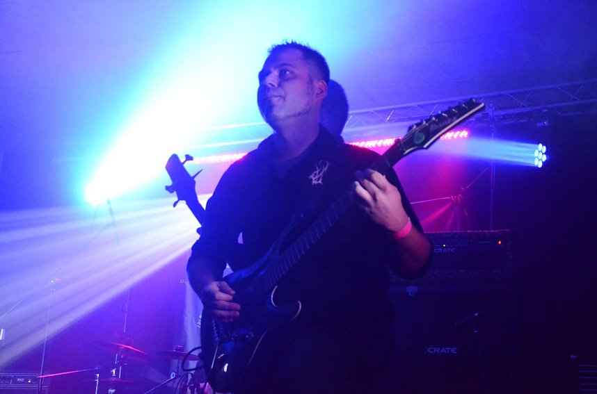 Laute T&ouml;ne im ehemaligen Fliesenmarkt