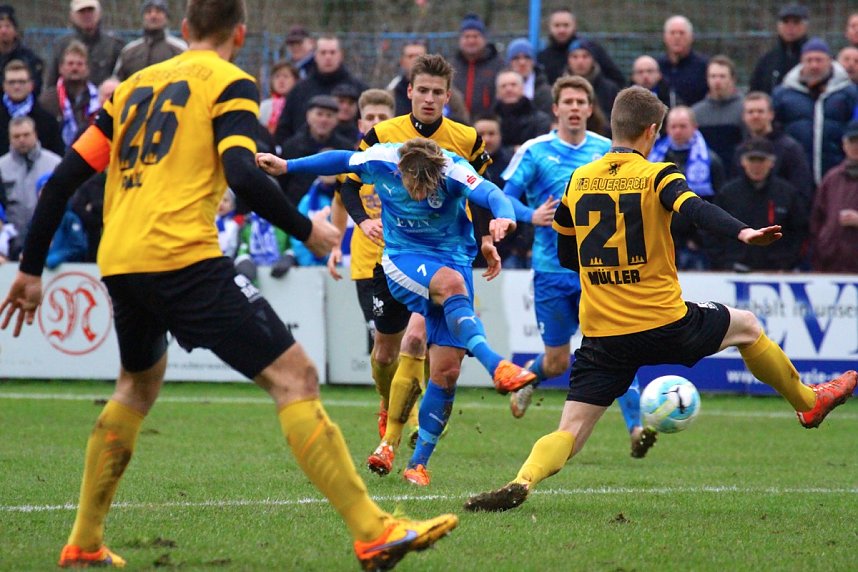 2:0 gegen Auerbach - Herbstmeister