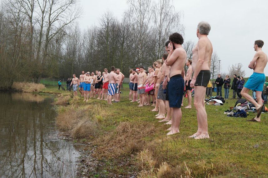 Eisbaden der Hochschule 2015