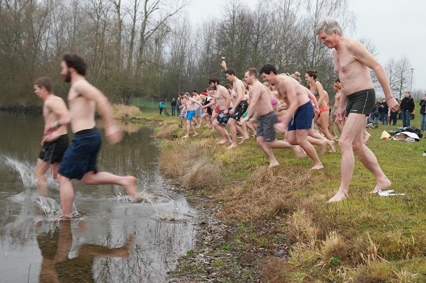 Eisbaden der Hochschule 2015