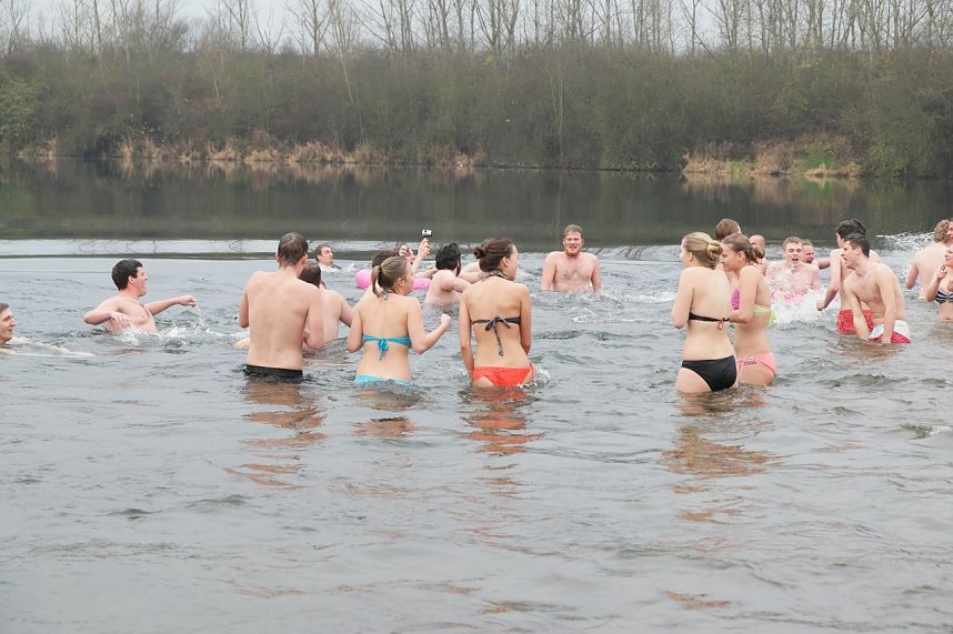 Eisbaden der Hochschule 2015