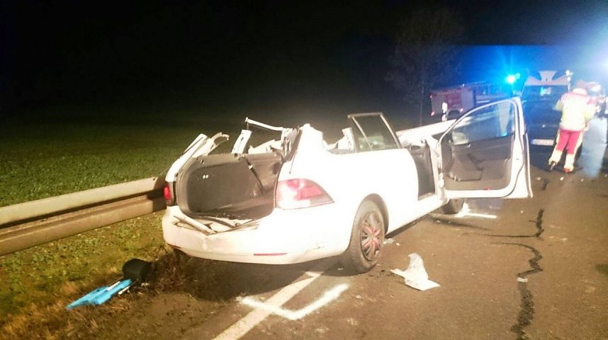 Schwerer Unfall auf der B 243