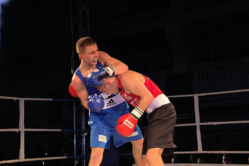 Sieg gegen Babelsberg und Tabellenf&uuml;hrung