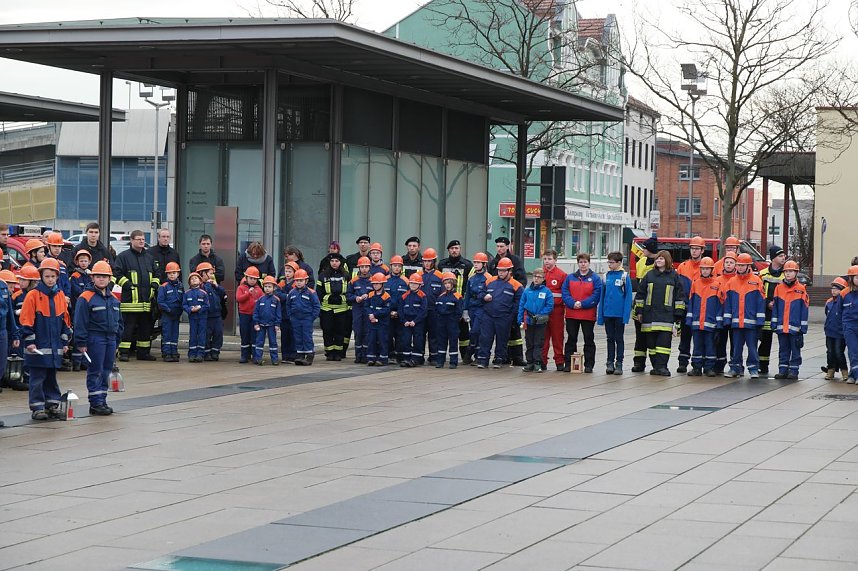 Das Friedenslicht 2015 wurde verteilt