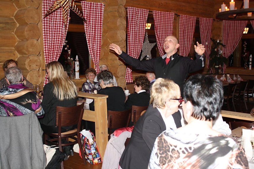 Der gemischte Chor Ellrich beim diesj&auml;hrigen Weihnachtskonzert