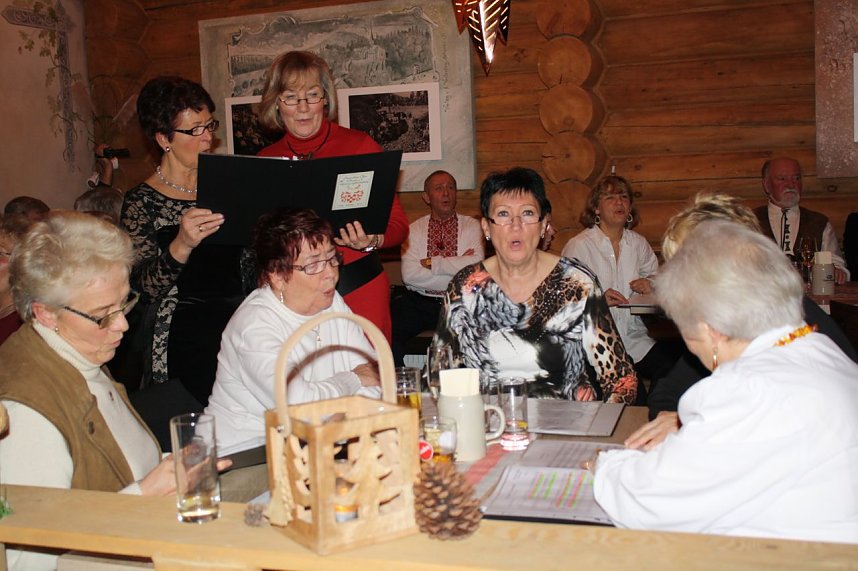 Der gemischte Chor Ellrich beim diesj&auml;hrigen Weihnachtskonzert