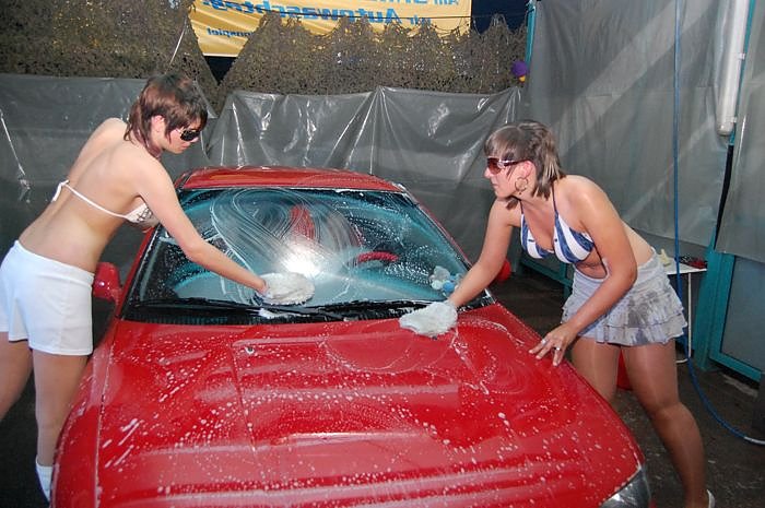 Sexy Autow&auml;sche Party 