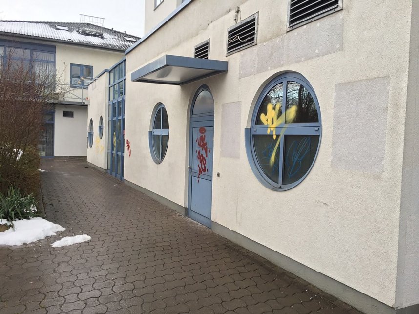 Schmierereien an k&uuml;nftiger Fl&uuml;chtlingsunterkunft