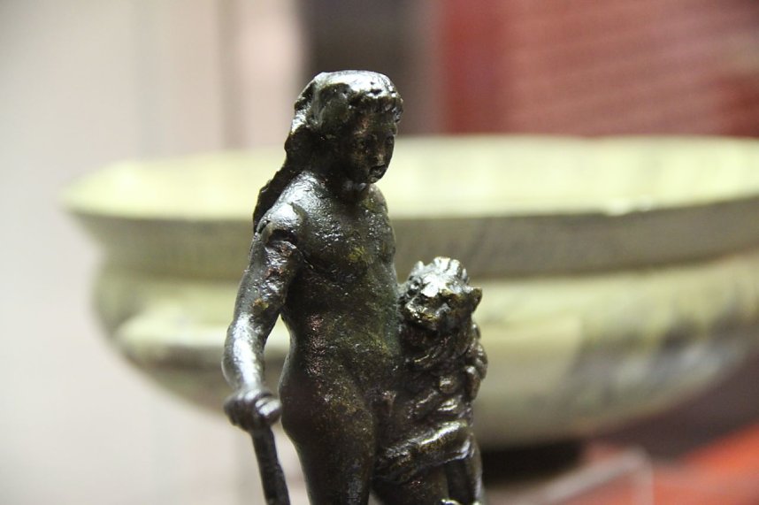 Antikenschau im Nordh&auml;user Tabakspeicher