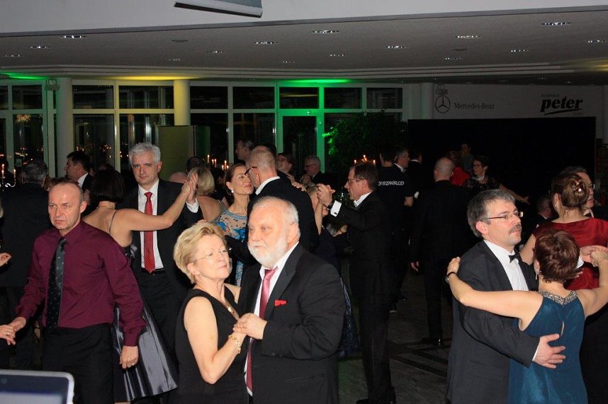 Willkommen im Ballhaus Peter