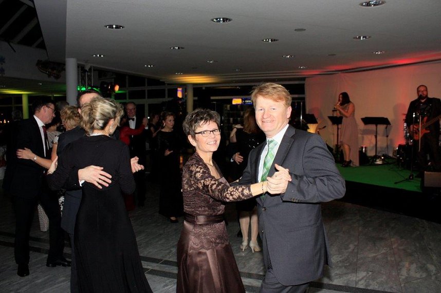 Willkommen im Ballhaus Peter