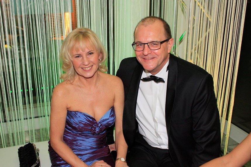 Willkommen im Ballhaus Peter