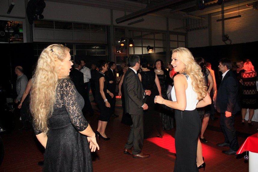 Willkommen im Ballhaus Peter