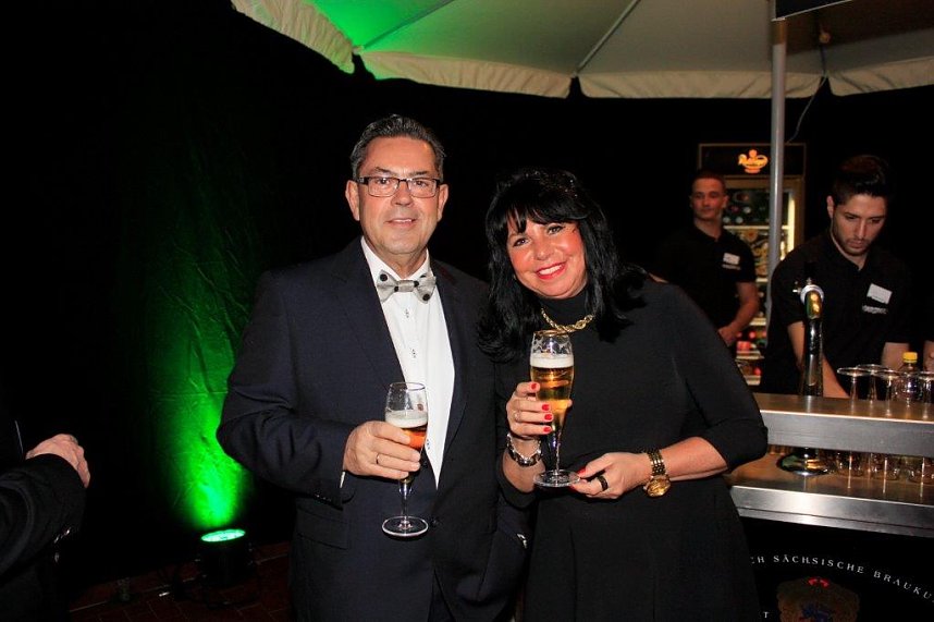 Willkommen im Ballhaus Peter