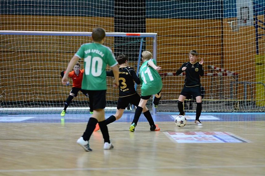 Platz zwei beim Opelcup - Wackers U13 auf dem Treppchen