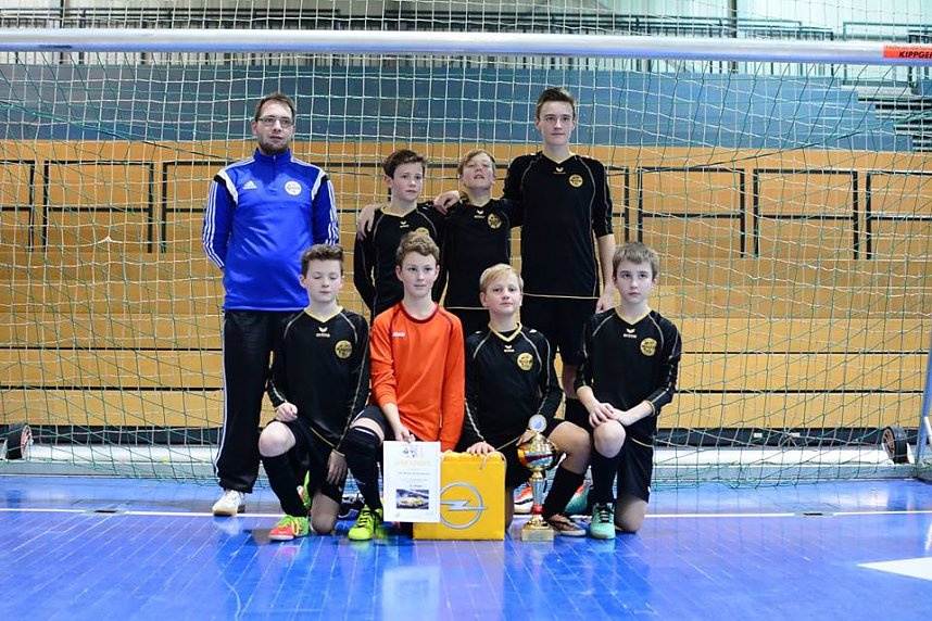 Platz zwei beim Opelcup - Wackers U13 auf dem Treppchen