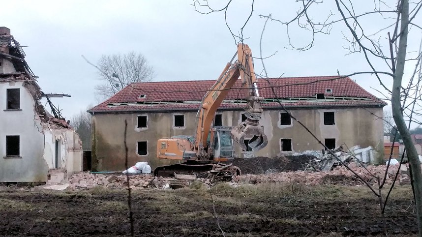 Abrissarbeiten auf dem Drei-Streif-Gel&auml;nde