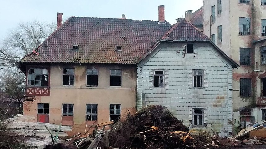 Abrissarbeiten auf dem Drei-Streif-Gel&auml;nde