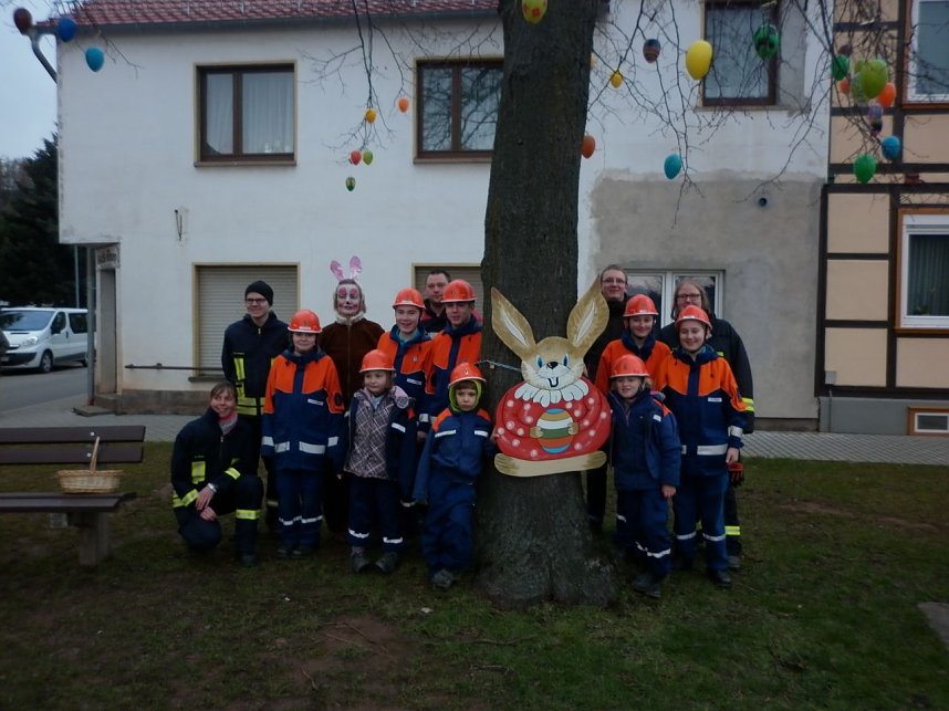 Osterbaum in Niedersachswerfen gescm&uuml;ckt
