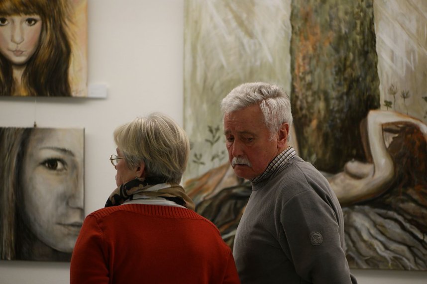 Roter Faden in der Galerie in der Kreissparkasse Nordhausen