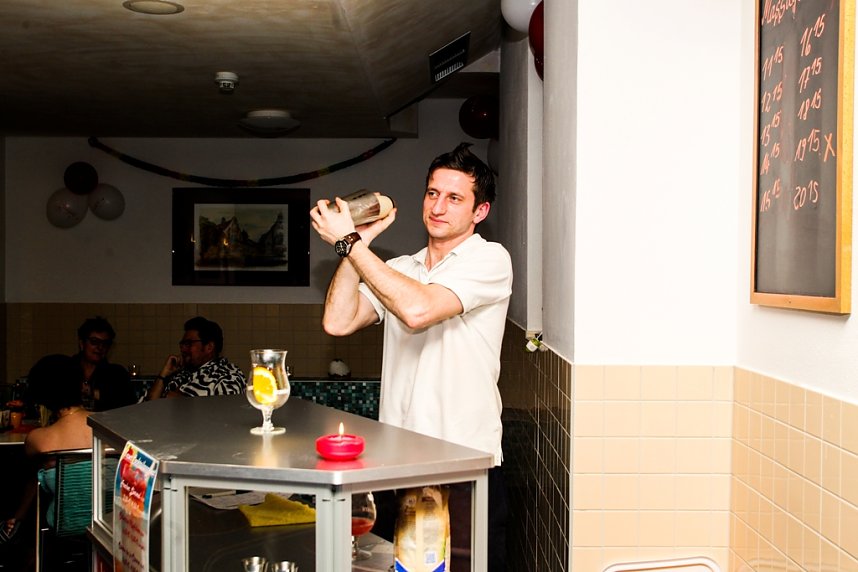 Kuchen gabs nat&uuml;rlich auch - das Nordh&auml;user Badehaus feierte am Wochenende seinen 15. Geburtstag