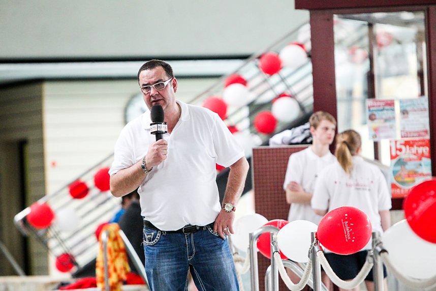 Kuchen gabs nat&uuml;rlich auch - das Nordh&auml;user Badehaus feierte am Wochenende seinen 15. Geburtstag
