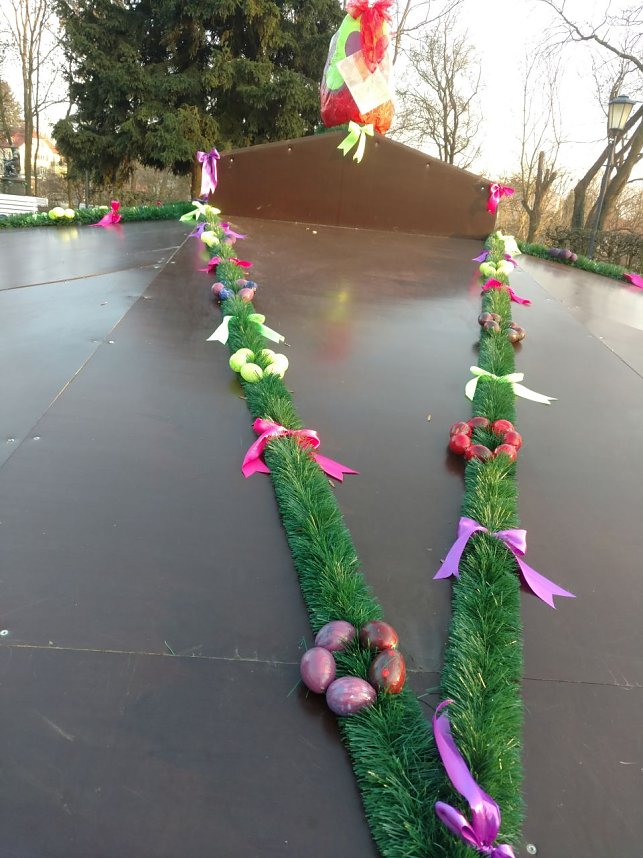 Brunnen im Rosengarten