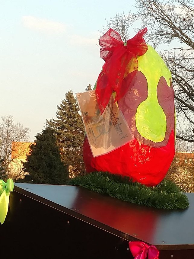 Brunnen im Rosengarten