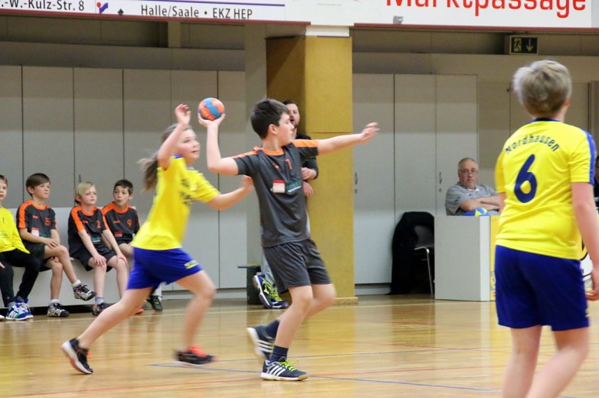 Am Sonntag trafen in der gut besuchten Nordh&auml;user Ballspielhalle die beiden E-Jugendmannschaften des NSV in der Verbandsliga unmittelbar aufeinander.
