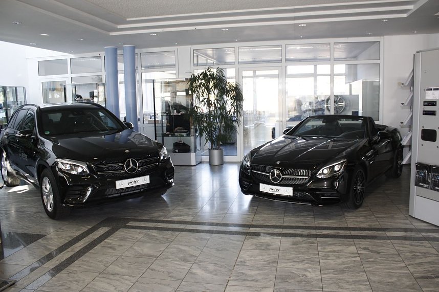 21. Fr&uuml;hlingsball im Autohaus Peter