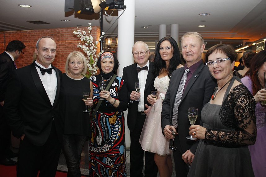 21. Fr&uuml;hlingsball im Autohaus Peter