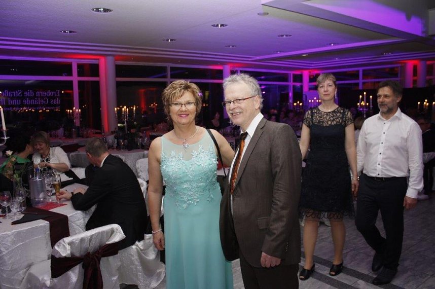 21. Fr&uuml;hlingsball im Autohaus Peter