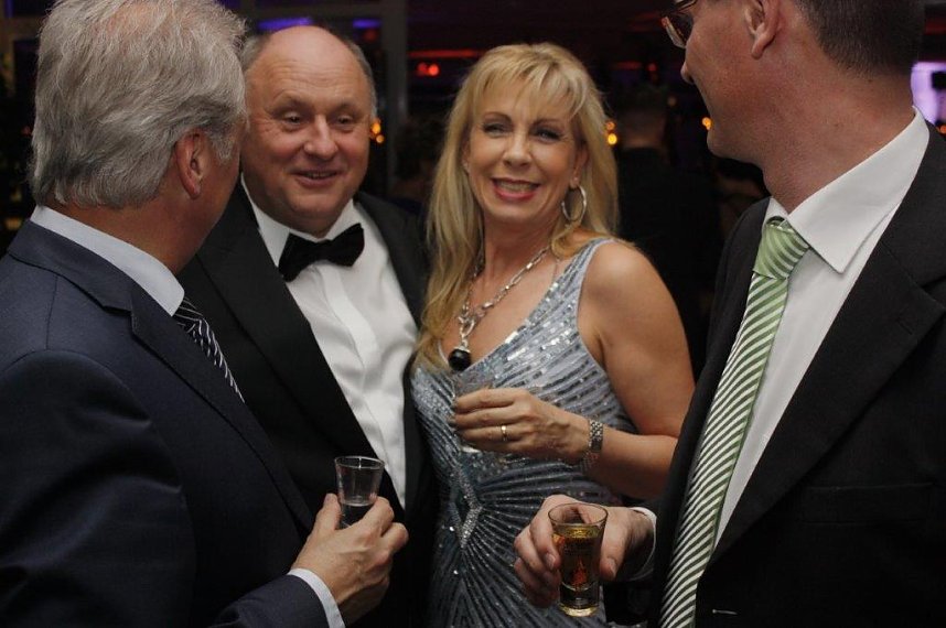 21. Fr&uuml;hlingsball im Autohaus Peter