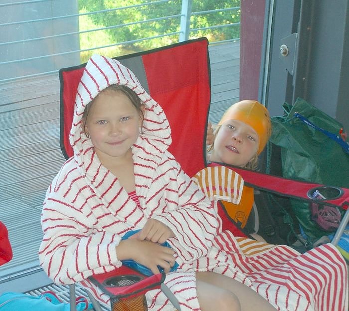 Um die Wette geschwommen