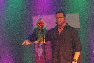 Enzo Lorenzo - ein affenstarker Auftritt