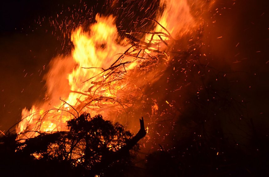 Osterfeuer in Buchholz