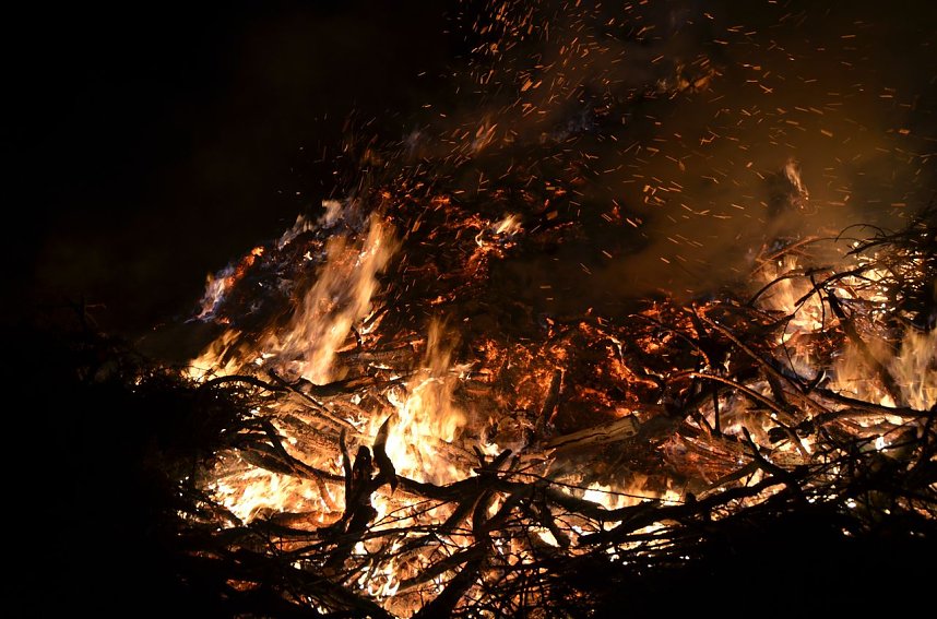 Osterfeuer in Buchholz