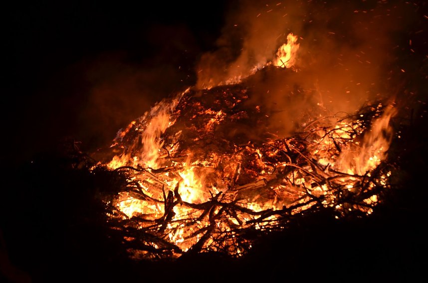 Osterfeuer in Buchholz