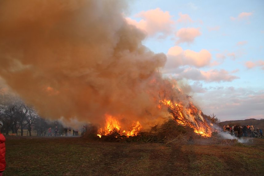 Osterfeuer &uuml;ber Krimderode 2016