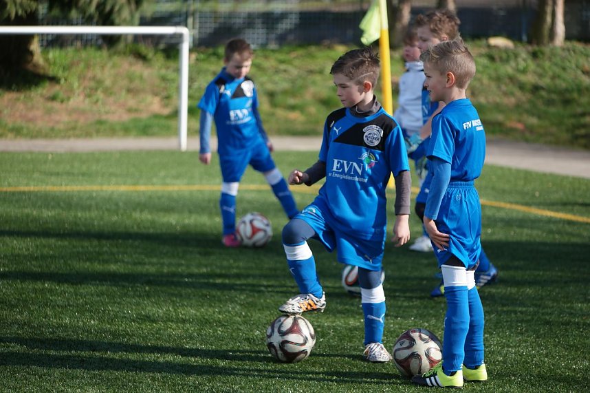 Das Fu&szlig;ball-Ferien-Camp hat begonnen