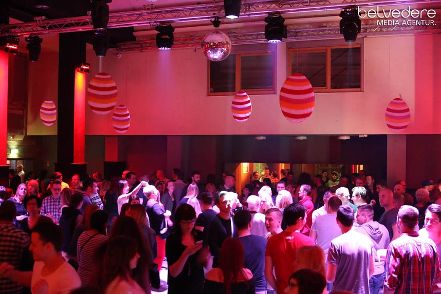 Party im Jugendclubhaus in Nordhausen - der Samstag
