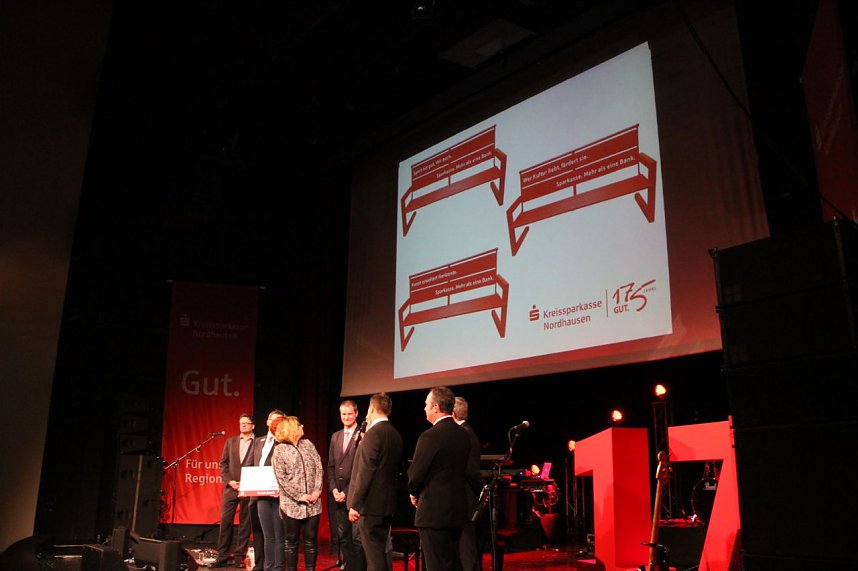 Zu ihrem 175. Geburtstag lud die Kreissparkasse am Freitag Abend zum Benefizkonzert mit Heinz Rudolf Kunze