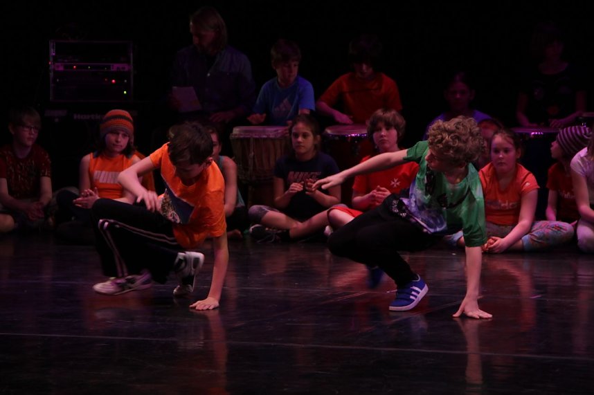 No money - pure honey - die Kinder des Zirkus Zappelini zeigten am Abend, was sie drauf haben