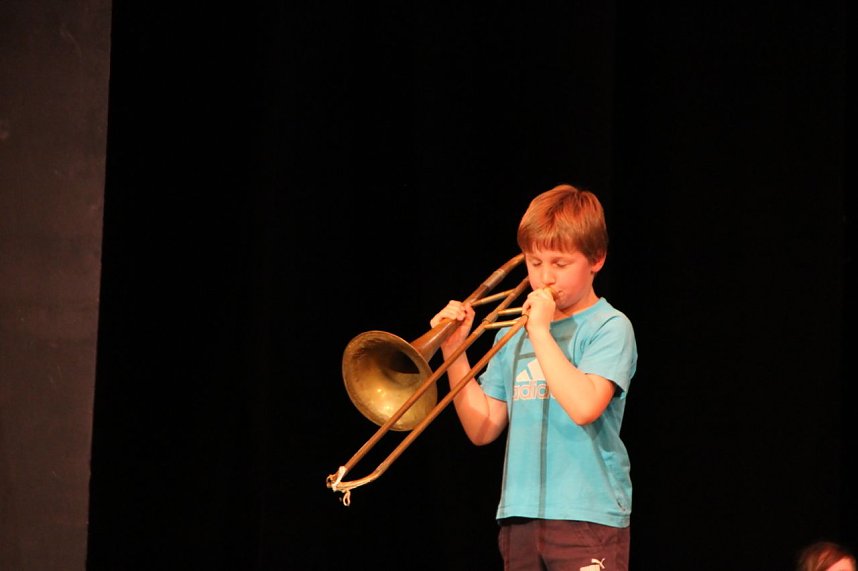 No money - pure honey - die Kinder des Zirkus Zappelini zeigten am Abend, was sie drauf haben