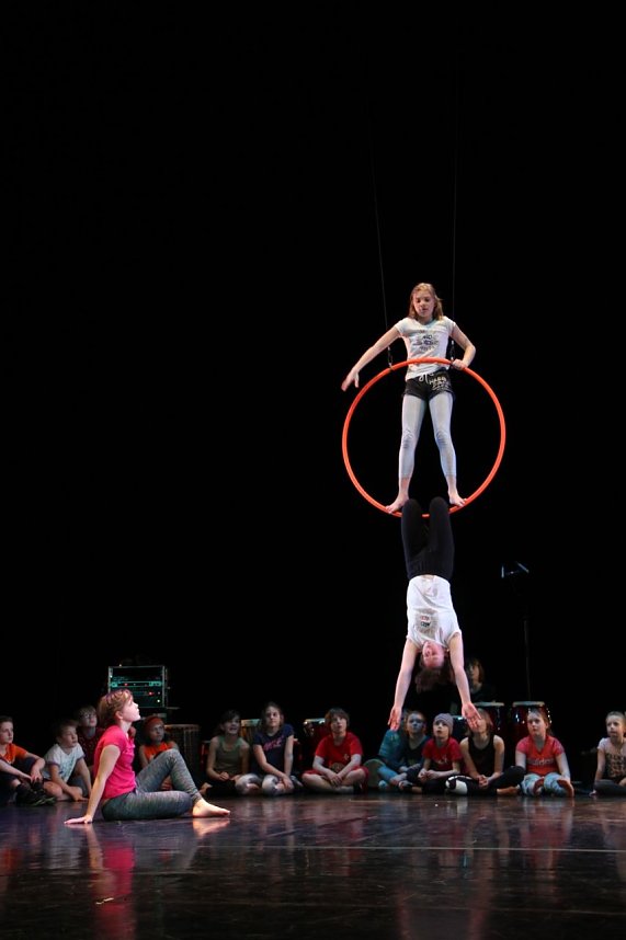 No money - pure honey - die Kinder des Zirkus Zappelini zeigten am Abend, was sie drauf haben