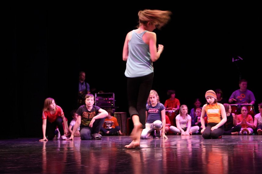 No money - pure honey - die Kinder des Zirkus Zappelini zeigten am Abend, was sie drauf haben